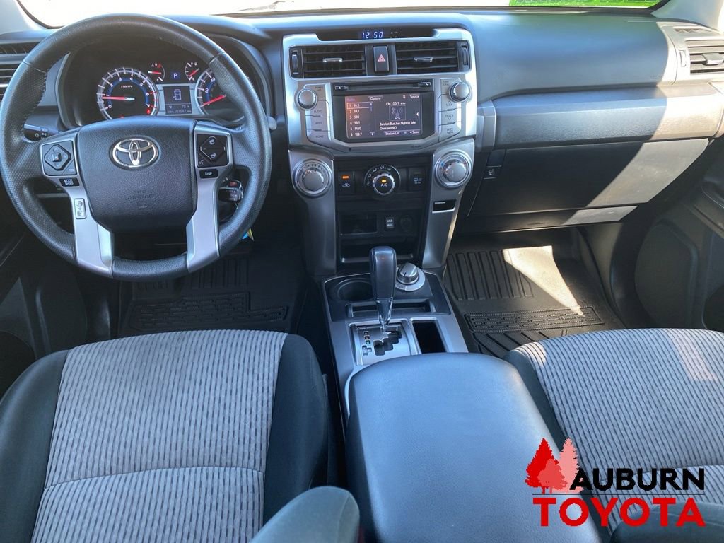 Used 2016 Toyota 4Runner SR5 AWD/4WD image 26