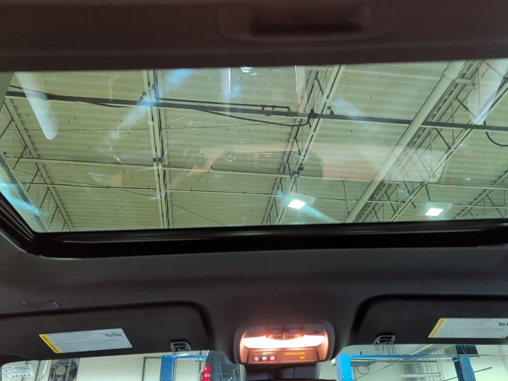 Used 2024 GMC Canyon AT4X image 16