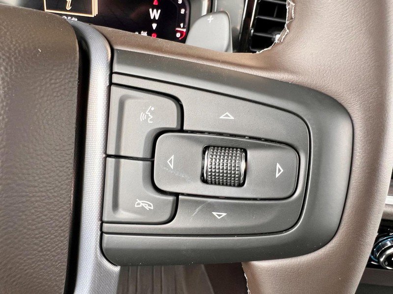 New 2026 GMC Sierra 1500 SLT w/ SLT Premium Plus Package image 17