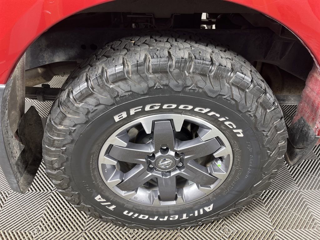 Used 2020 Nissan Frontier PRO-4X image 11