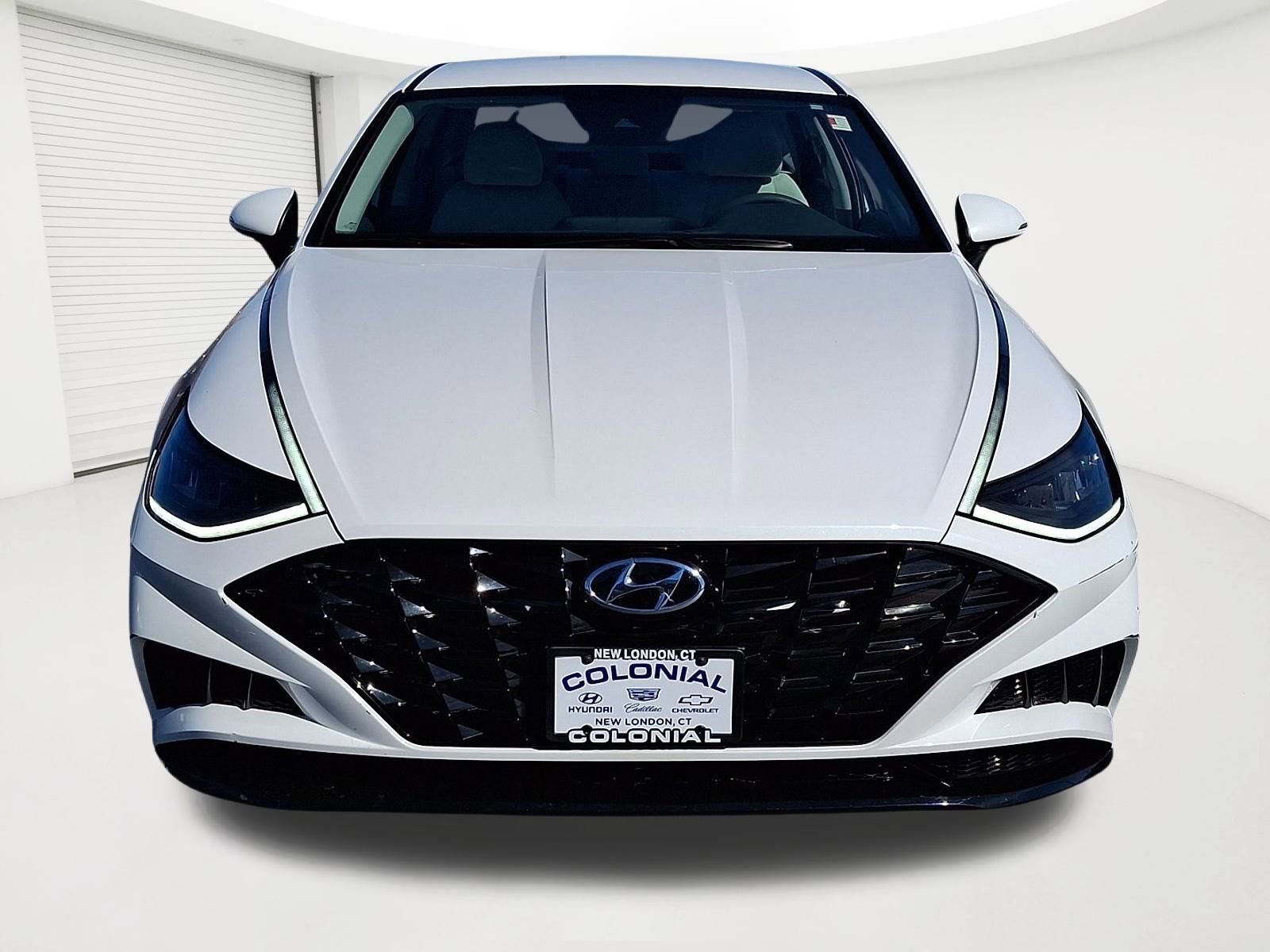 Used 2023 Hyundai Sonata SEL FWD image 2