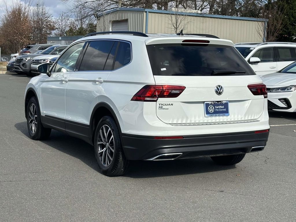 Used 2019 Volkswagen Tiguan SE w/ Panoramic Sunroof Package image 4