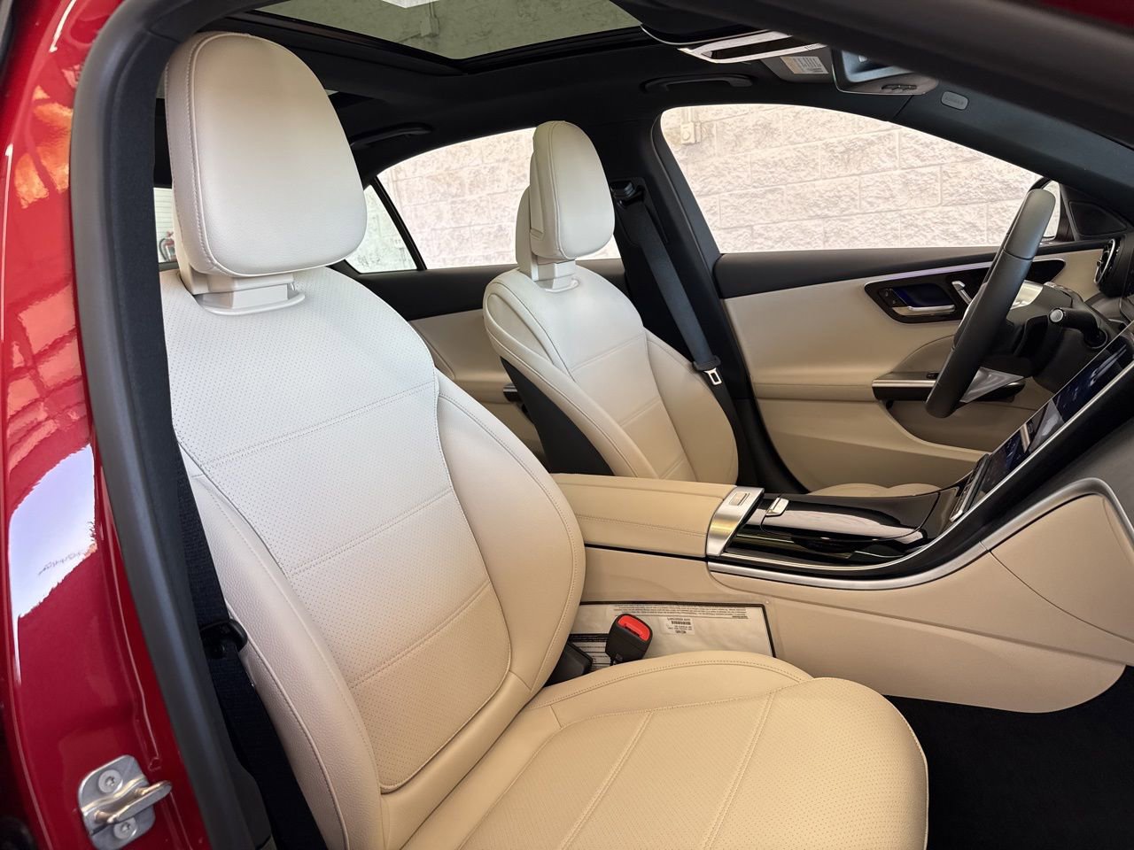 Used 2025 Mercedes-Benz C 300 Sedan image 49