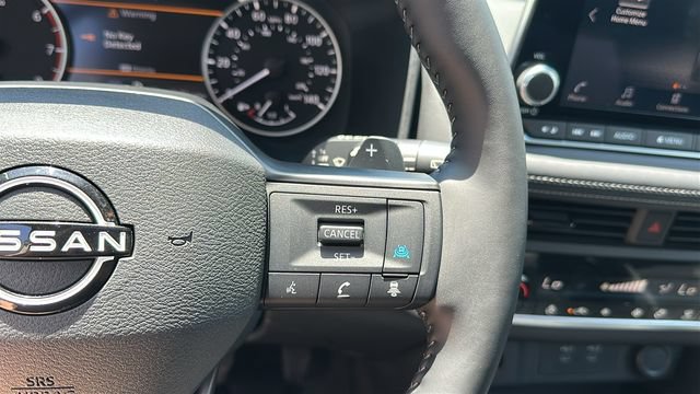 Used 2026 Nissan Rogue Dark Armor AWD/4WD image 15