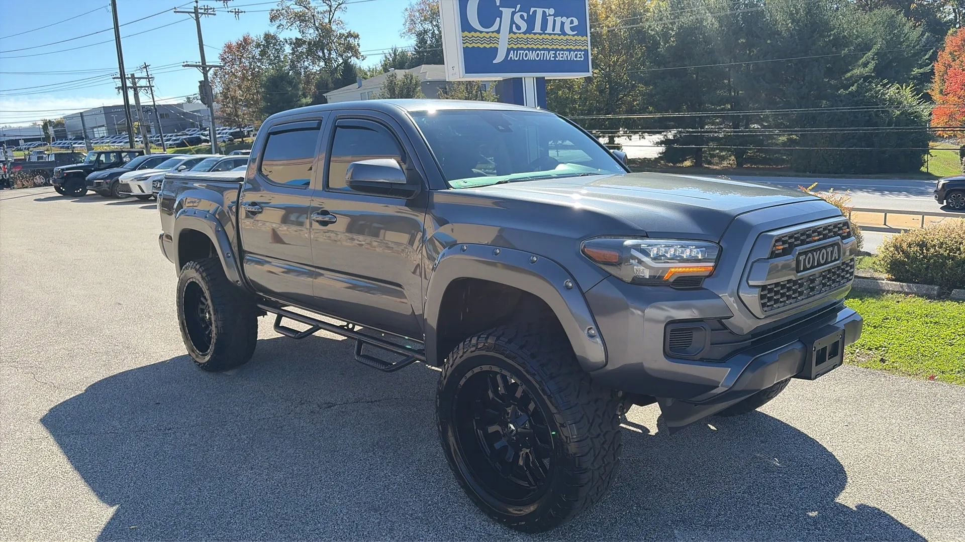 Used 2021 Toyota Tacoma SR5 image 23