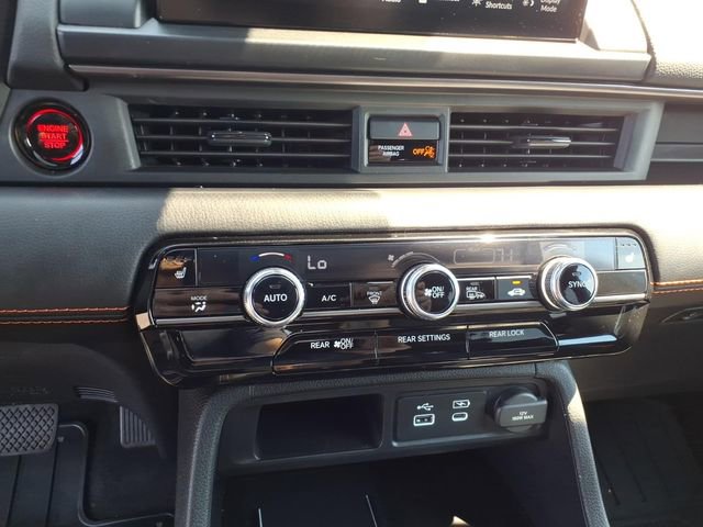 Used 2024 Honda Pilot TrailSport image 19