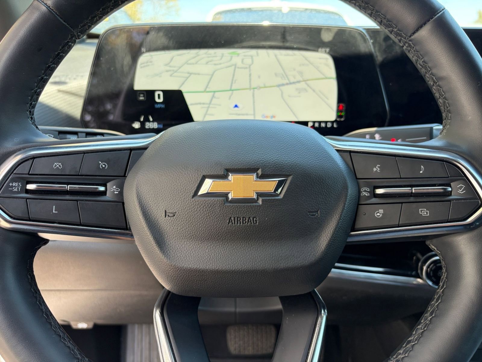 Used 2025 Chevrolet Equinox LT FWD image 29