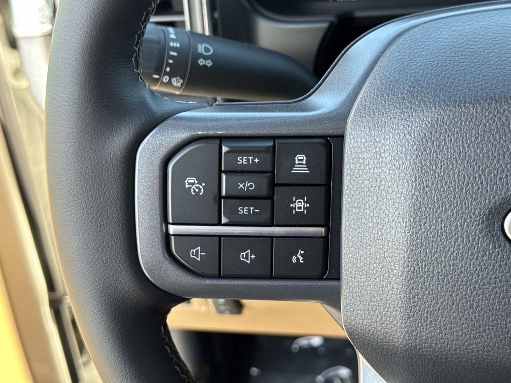 New 2025 Ford F350 Lariat w/ Lariat Ultimate Package image 9