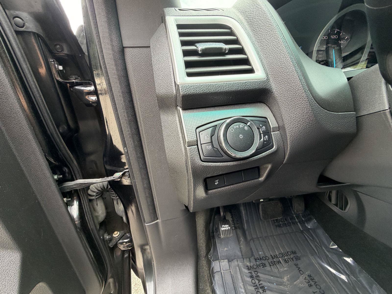 Used 2014 Ford Explorer Sport w/ Equipment Group 401A AWD/4WD image 14
