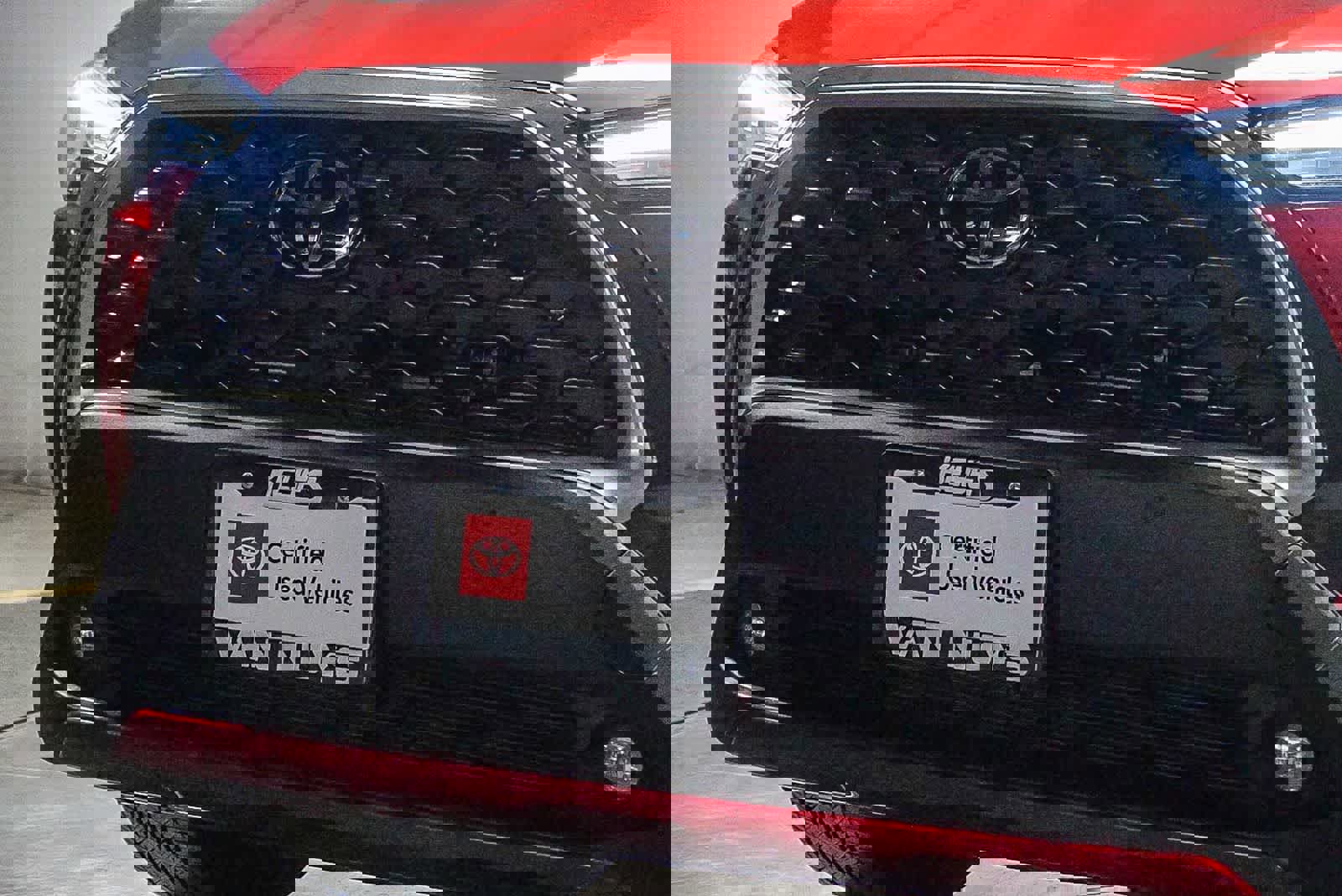 Certified 2025 Toyota Corolla Cross XLE w/ Convenience Package image 5