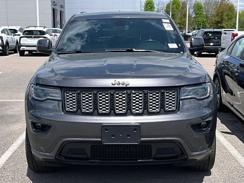 Used 2020 Jeep Grand Cherokee Altitude AWD/4WD image 2