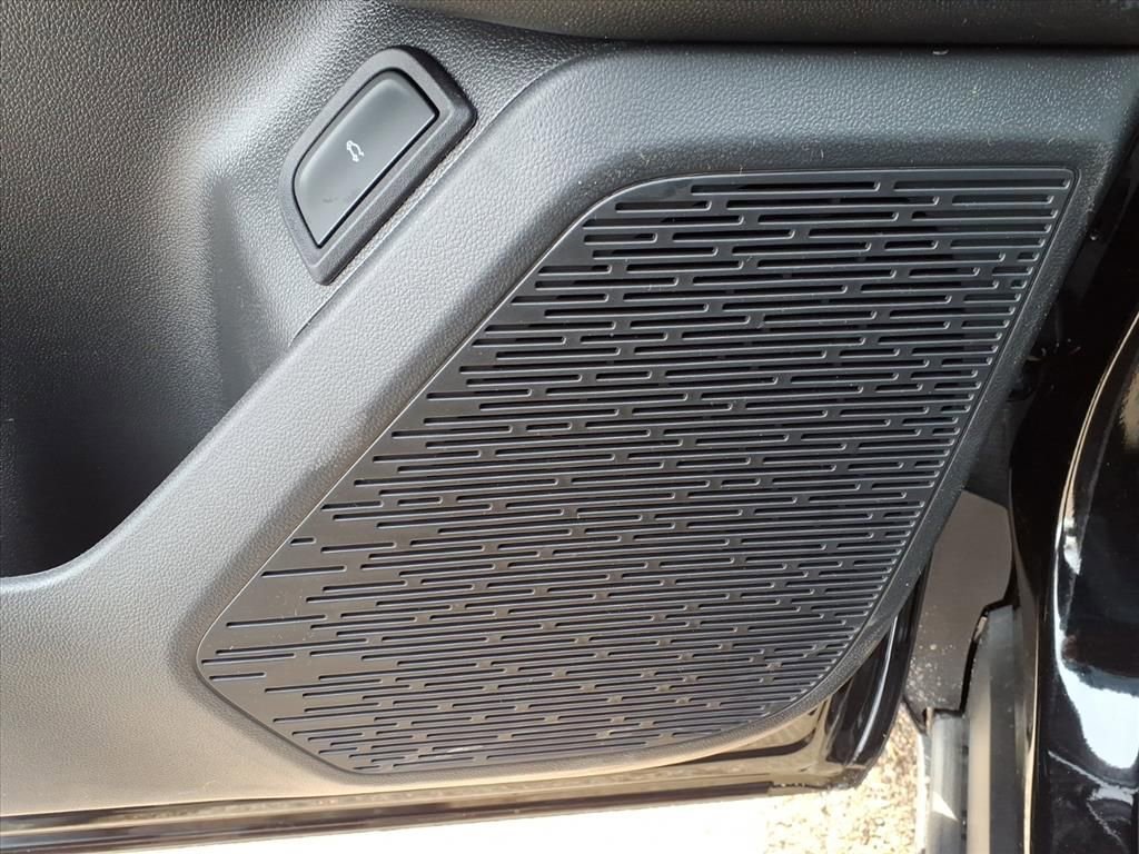 New 2026 Chevrolet Equinox LT w/ LPO, Floor Liner Package image 11