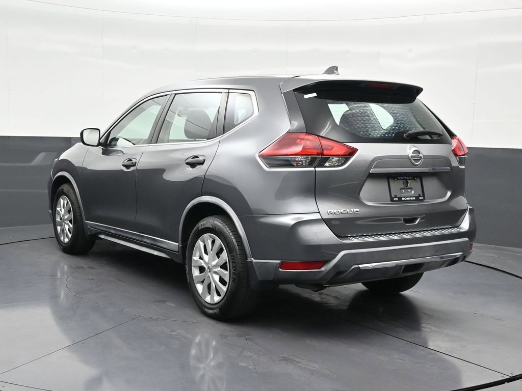 Used 2018 Nissan Rogue S image 3