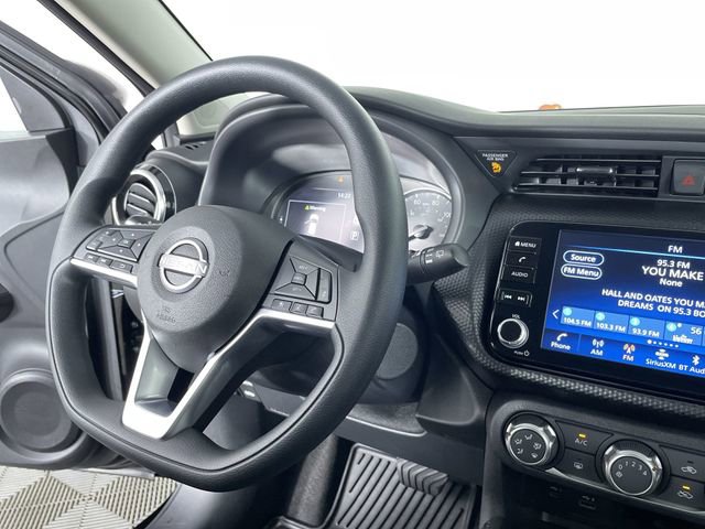 Used 2023 Nissan Kicks SV image 27