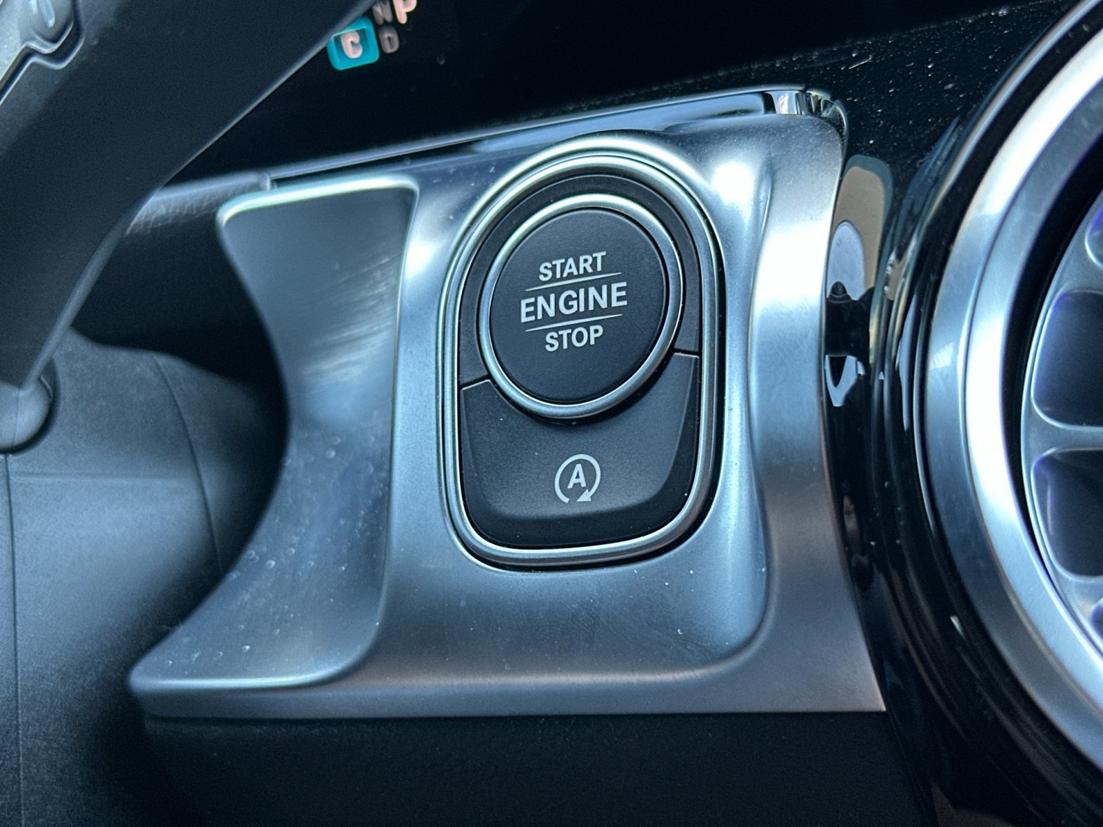 Certified 2026 Mercedes-Benz GLB 250 4MATIC image 23