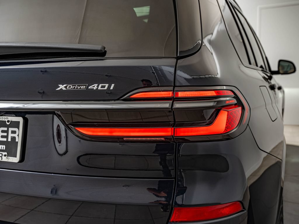 New 2027 BMW X7 xDrive40i w/ Executive Package AWD/4WD image 15
