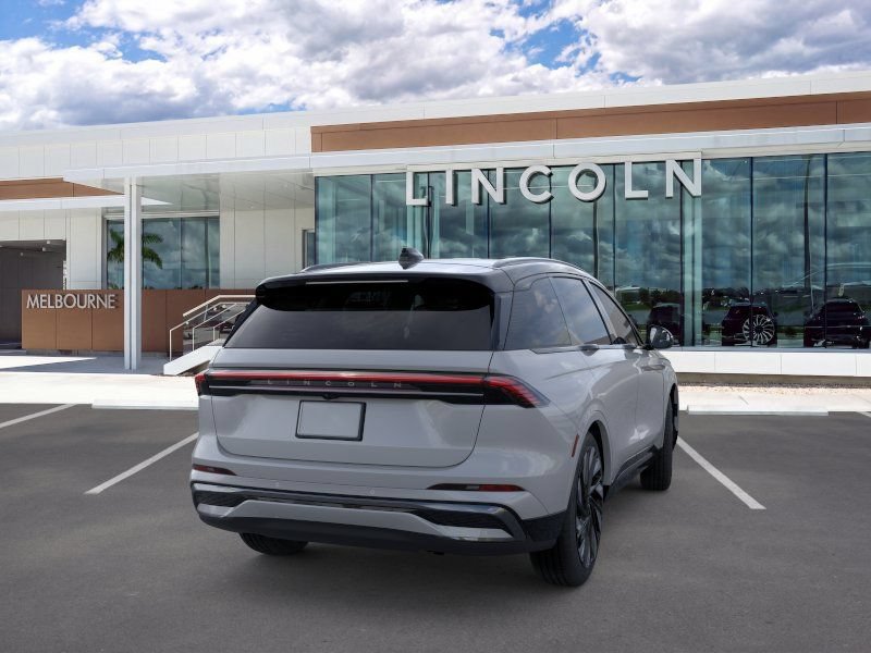 New 2026 Lincoln Nautilus Reserve AWD/4WD image 8