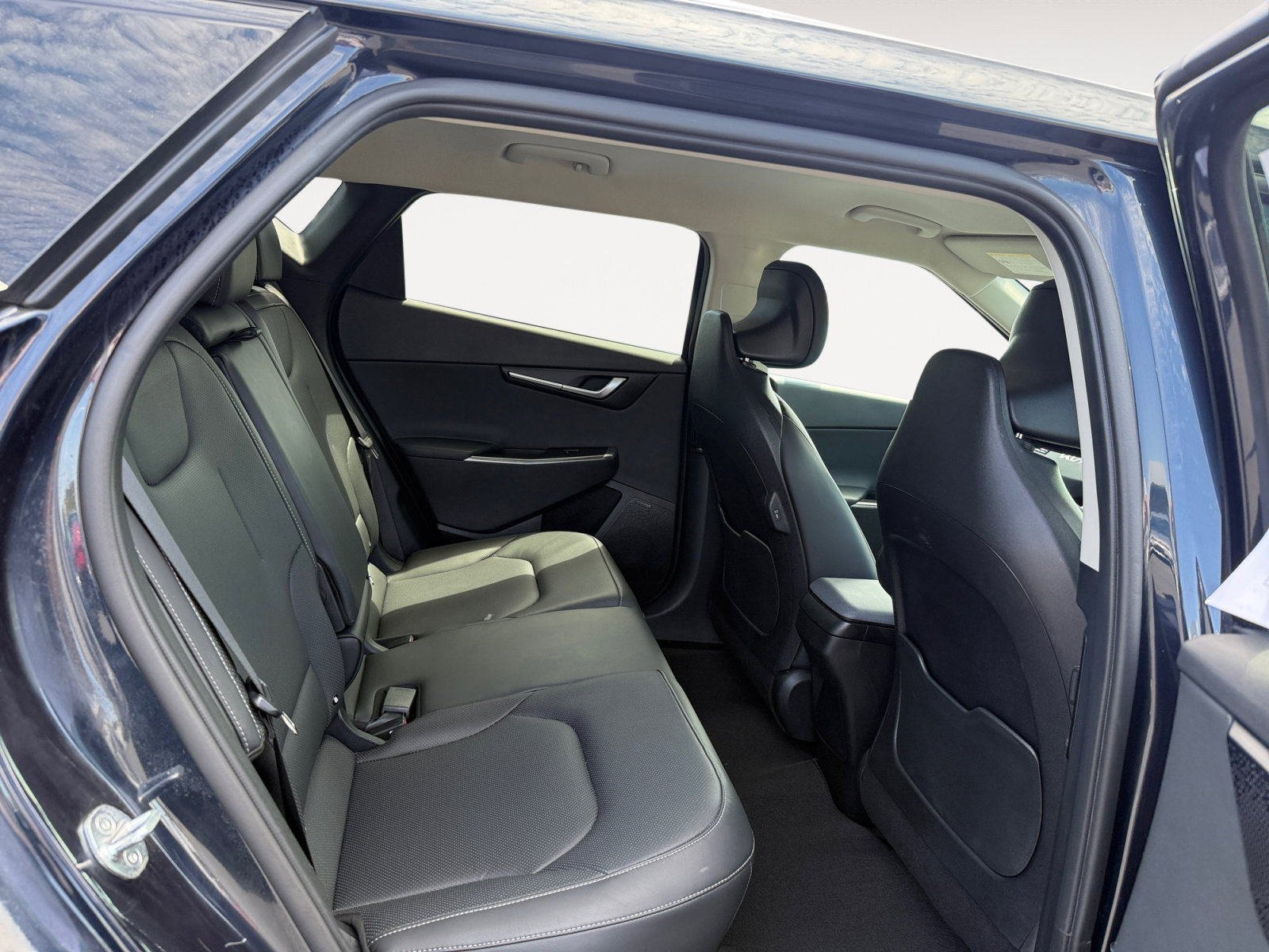 Used 2023 Kia EV6 Wind w/ Wind Technology Package RWD image 18