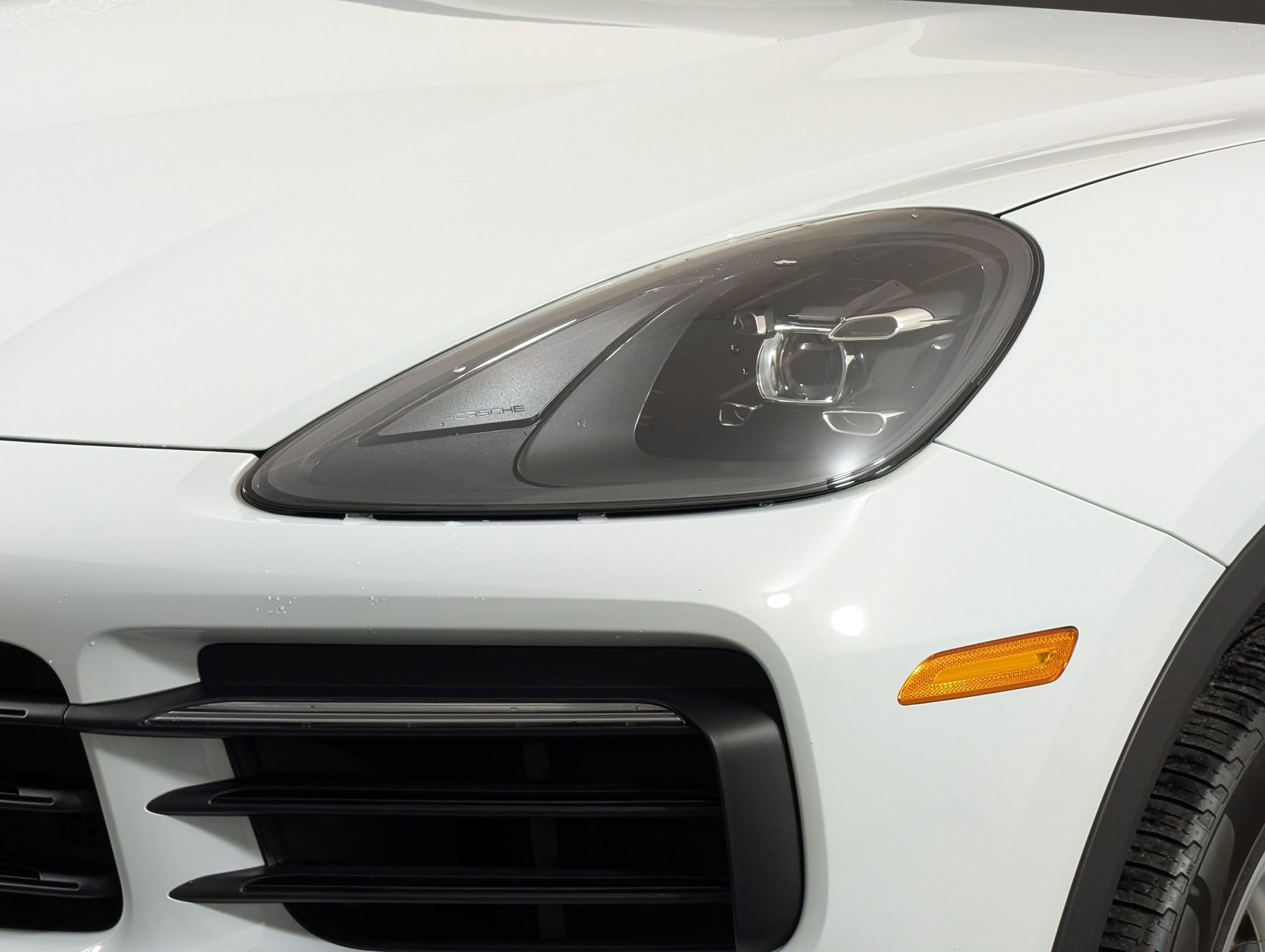 Used 2021 Porsche Cayenne E-Hybrid image 13