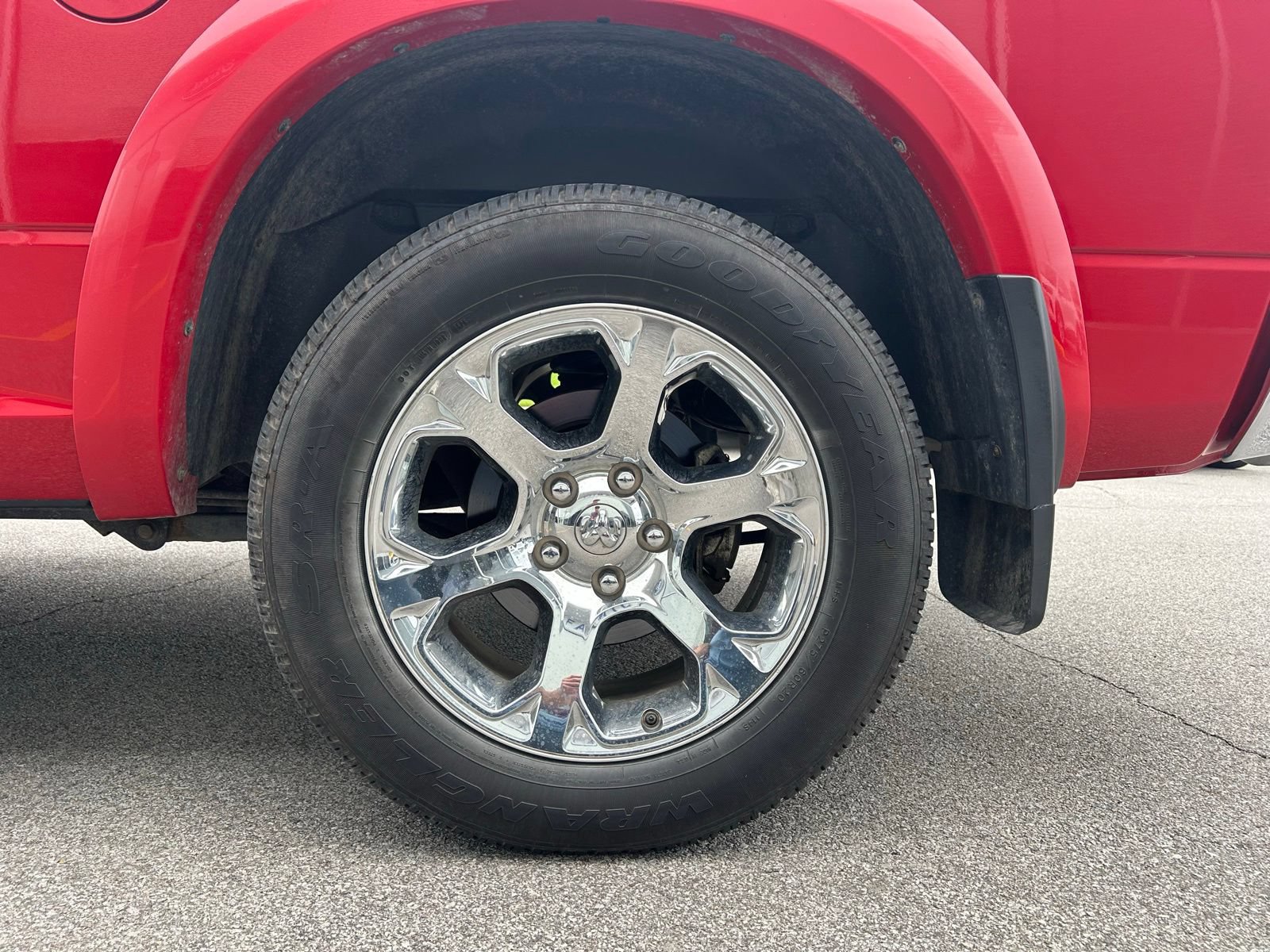 Used 2017 RAM 1500 Laramie AWD/4WD image 23