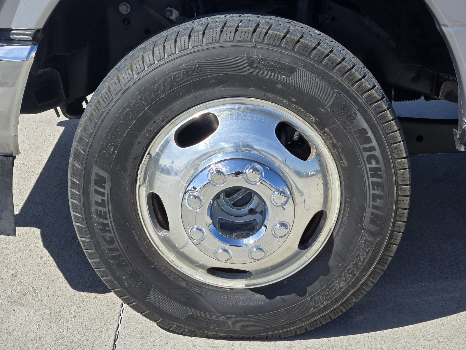 Used 2020 Ford F350 XL w/ STX Appearance Package image 14