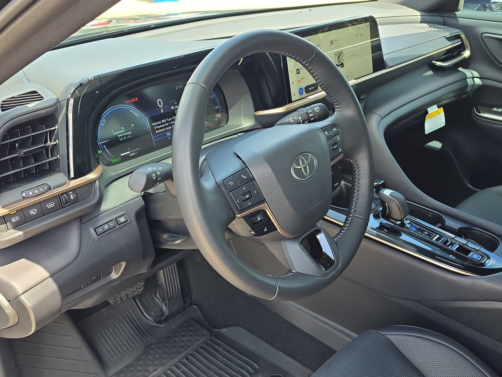 Used 2026 Toyota Crown Signia AWD/4WD image 13