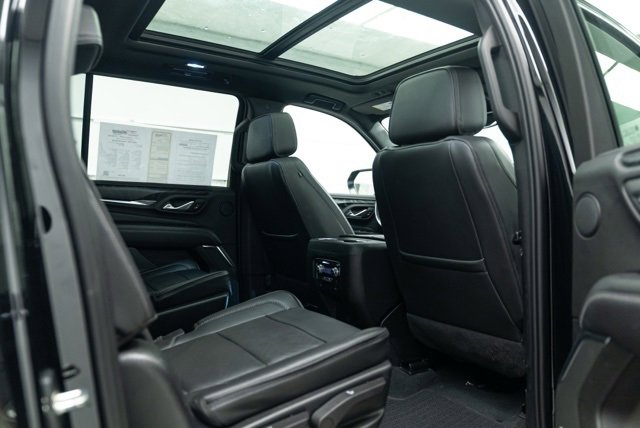 Used 2023 GMC Yukon XL Denali image 19