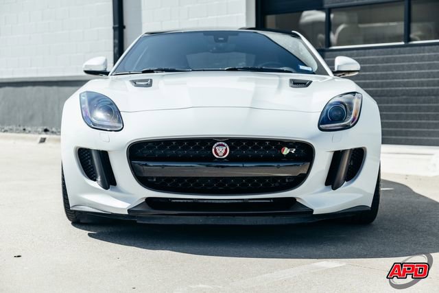 Used 2016 Jaguar F-TYPE R image 18