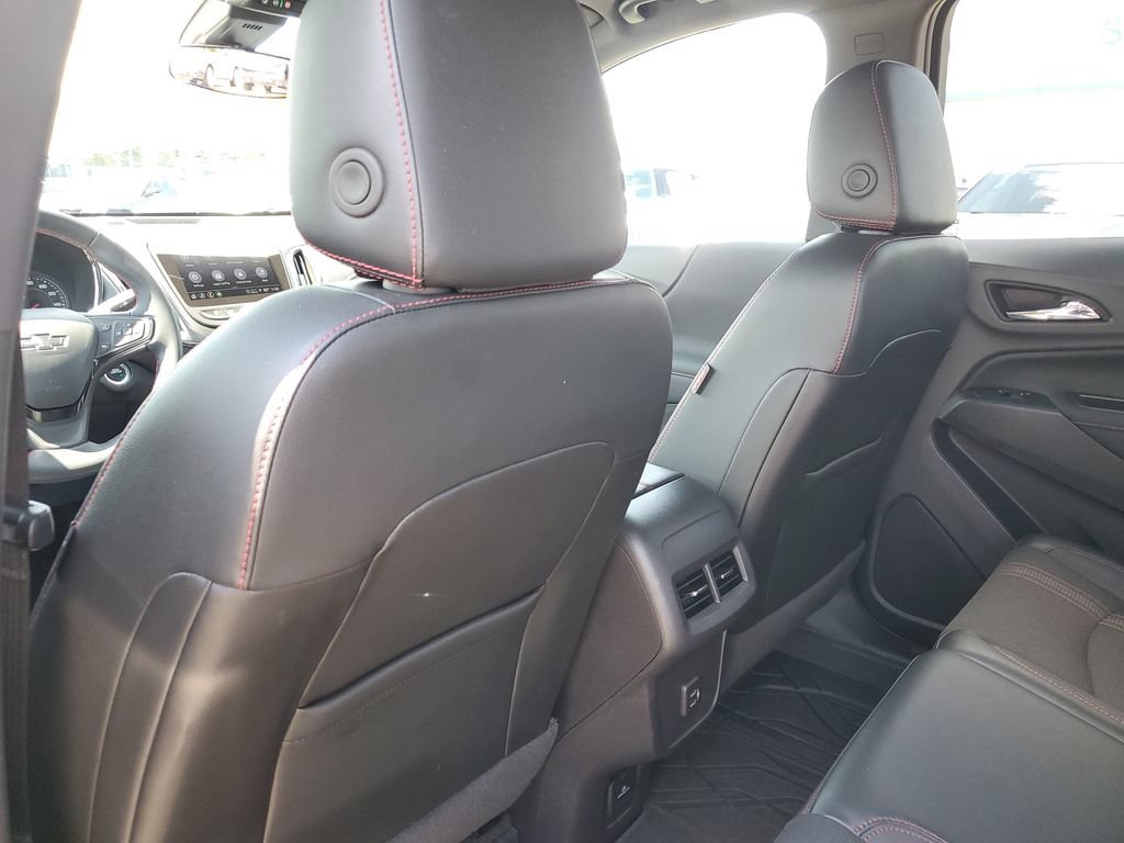 Used 2024 Chevrolet Equinox RS FWD image 31