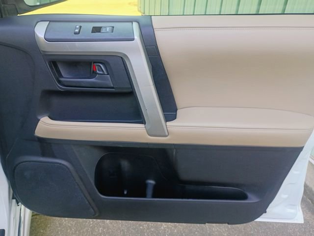 Used 2013 Toyota 4Runner SR5 image 31