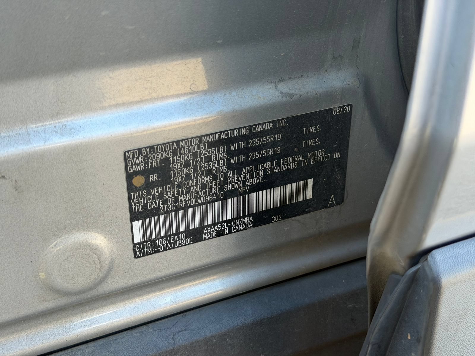 Used 2020 Toyota RAV4 XLE Premium w/ All Weather Liner Package FWD image 33