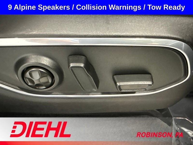 Used 2024 Jeep Wagoneer Series II AWD/4WD image 17