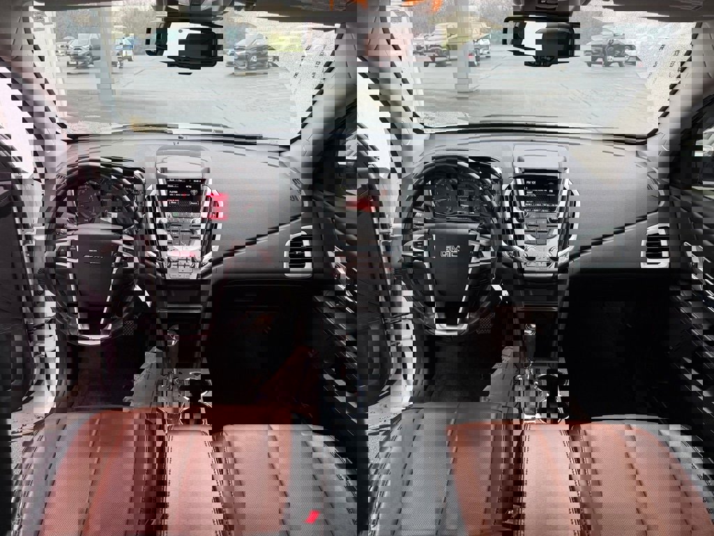 Used 2017 GMC Terrain SLT w/ Open Road Package image 13