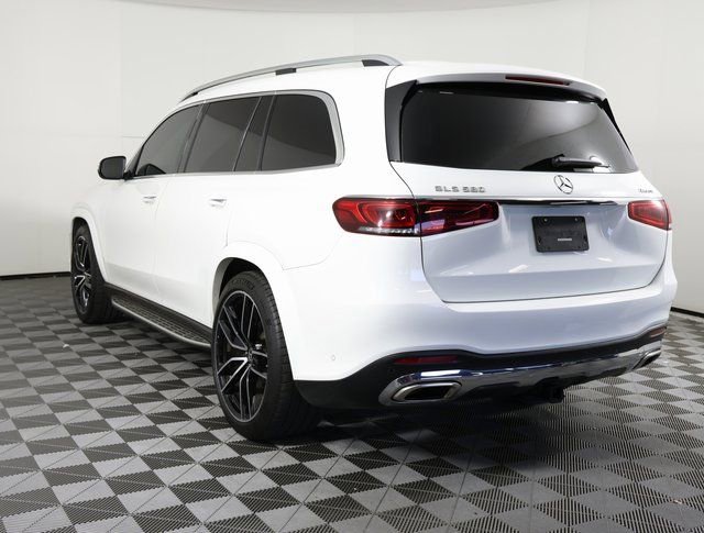 Used 2021 Mercedes-Benz GLS 580 4MATIC image 3