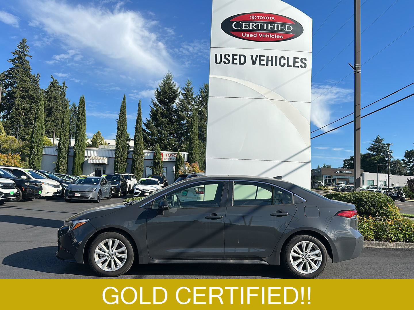 Certified 2026 Toyota Corolla XLE FWD image 1