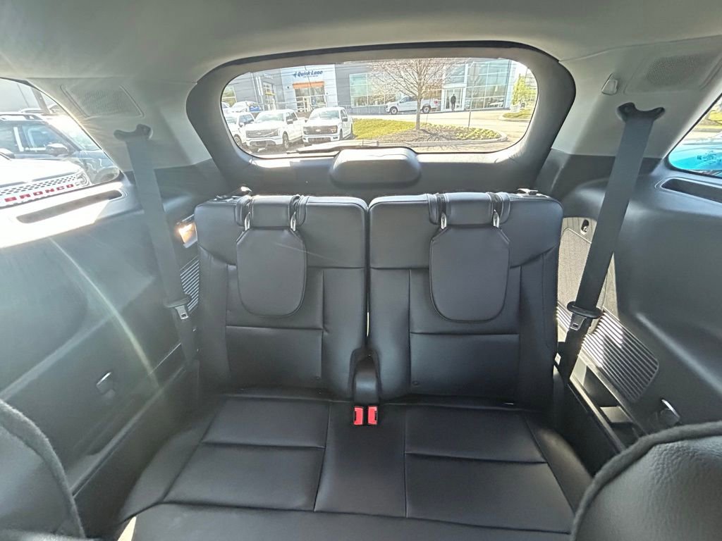 Certified 2023 Ford Explorer Limited w/ Limited Technology Package image 19