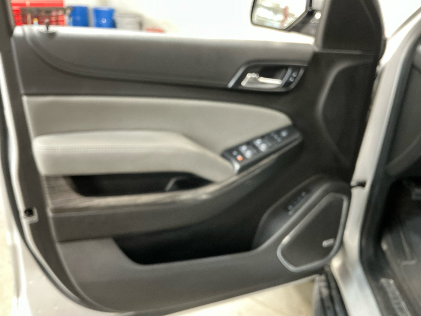 Used 2020 Chevrolet Suburban LT AWD/4WD image 13