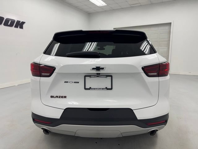 Used 2023 Chevrolet Blazer LT FWD image 6
