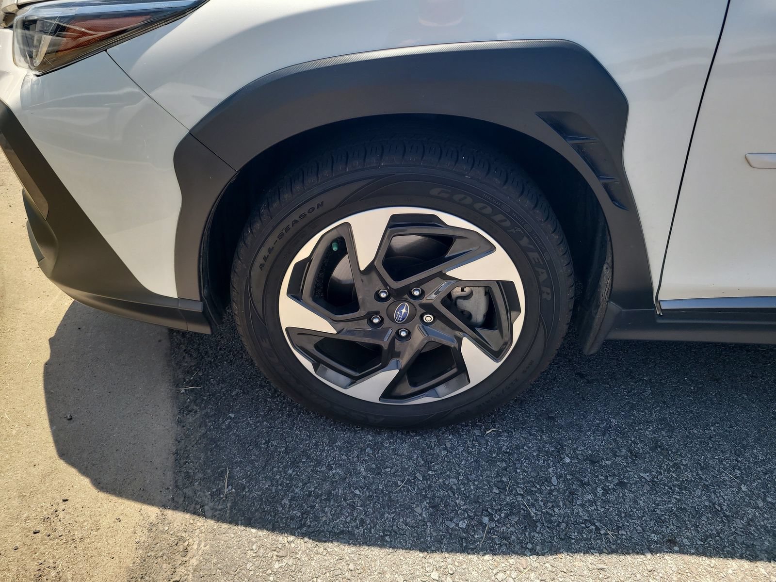 Used 2024 Subaru Crosstrek 2.5i Limited AWD/4WD image 9