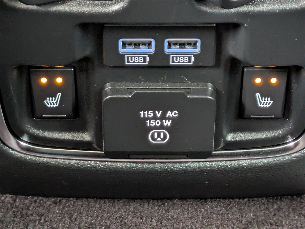 Used 2017 Jeep Grand Cherokee Limited image 14