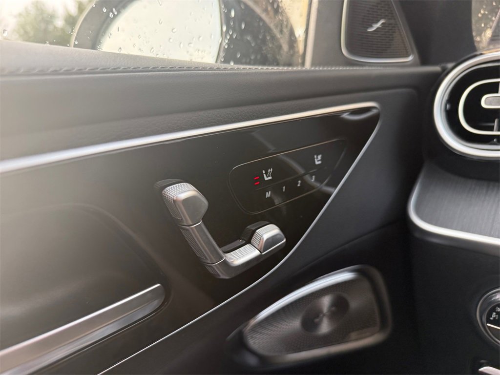 Used 2024 Mercedes-Benz C 300 4MATIC Sedan image 29