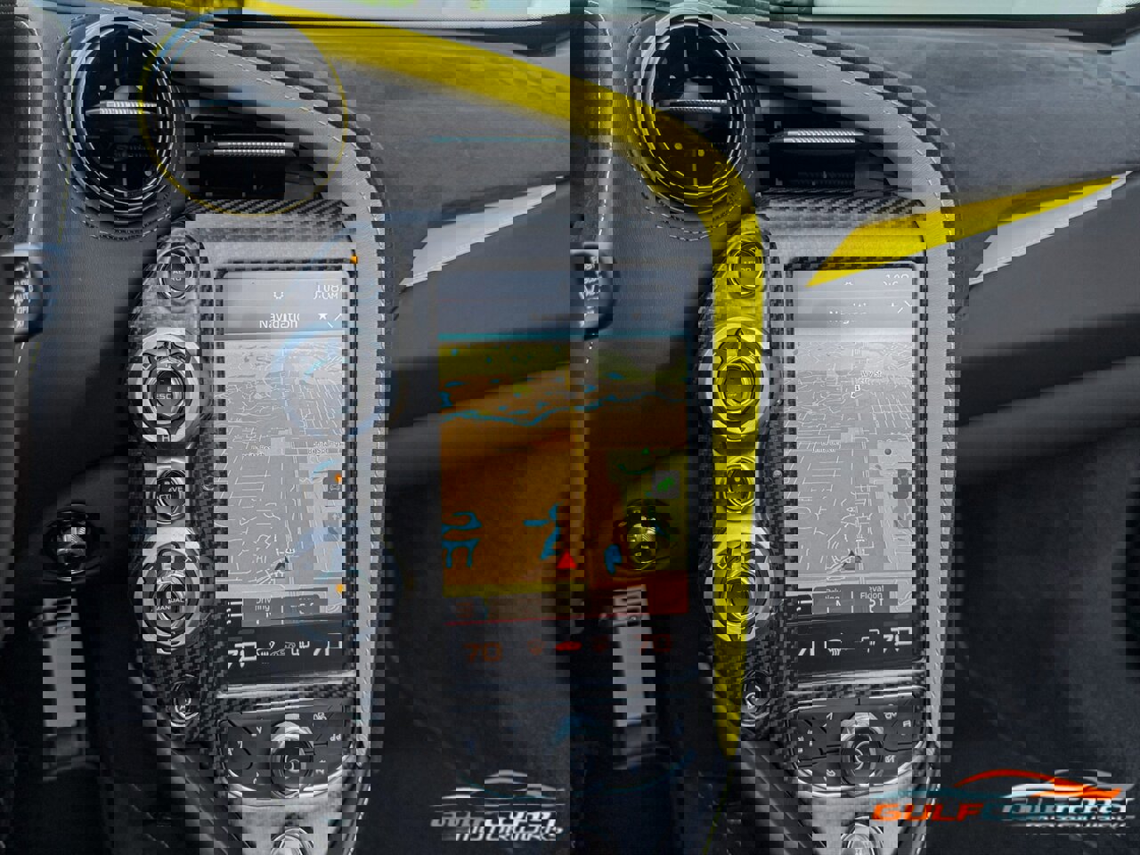 Used 2022 McLaren 720S Performance image 18