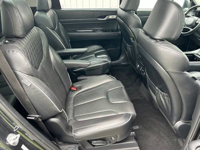 Used 2023 Hyundai Palisade Limited w/ Winter Package FWD image 55