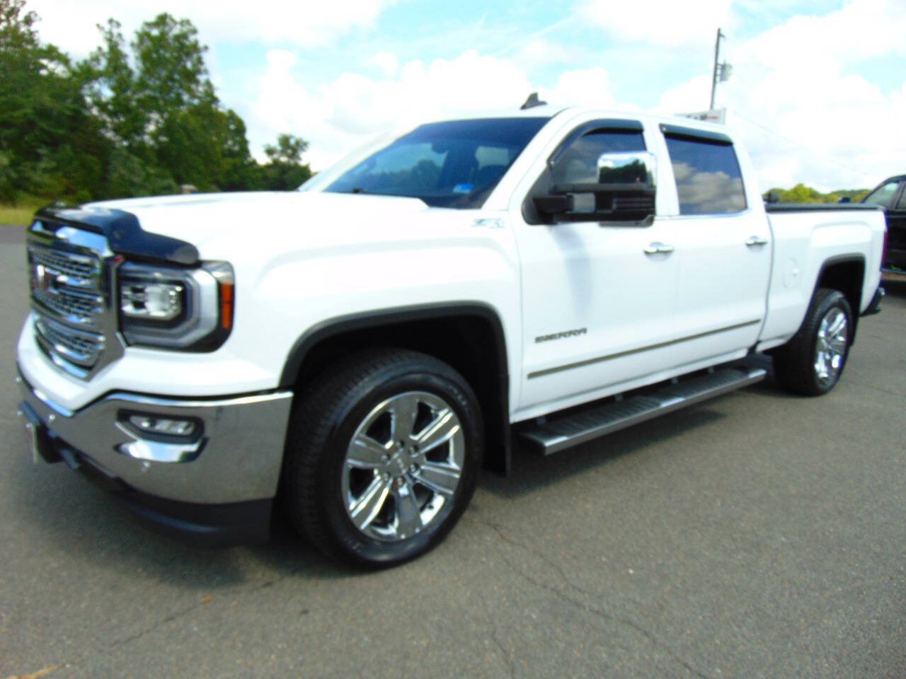 Used 2018 GMC Sierra 1500 SLT AWD/4WD image 28
