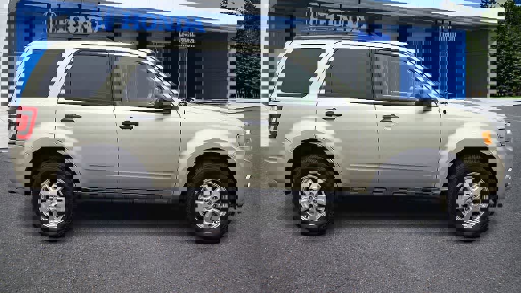 Used 2010 Ford Escape XLT image 9