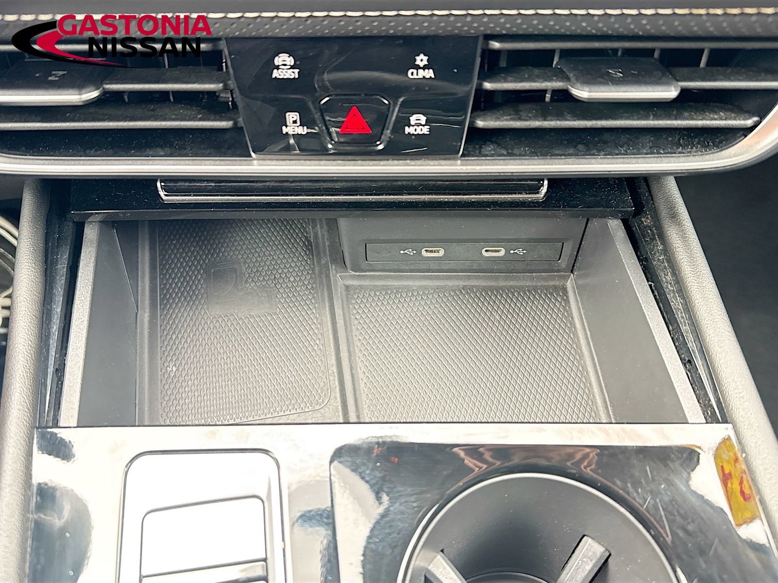 Used 2024 Volkswagen Atlas SE FWD image 21