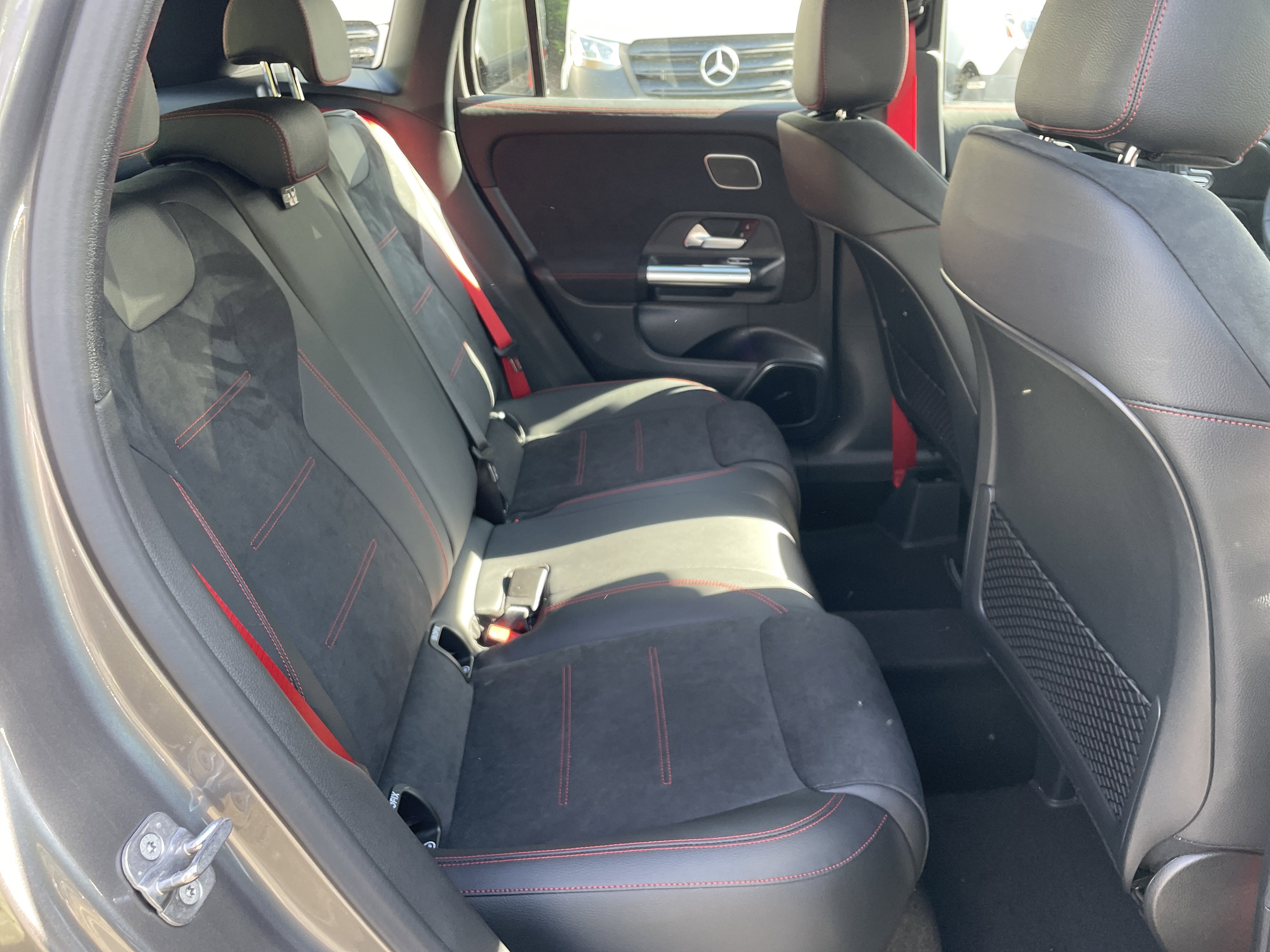 New 2026 Mercedes-Benz GLA 35 AMG 4MATIC image 40