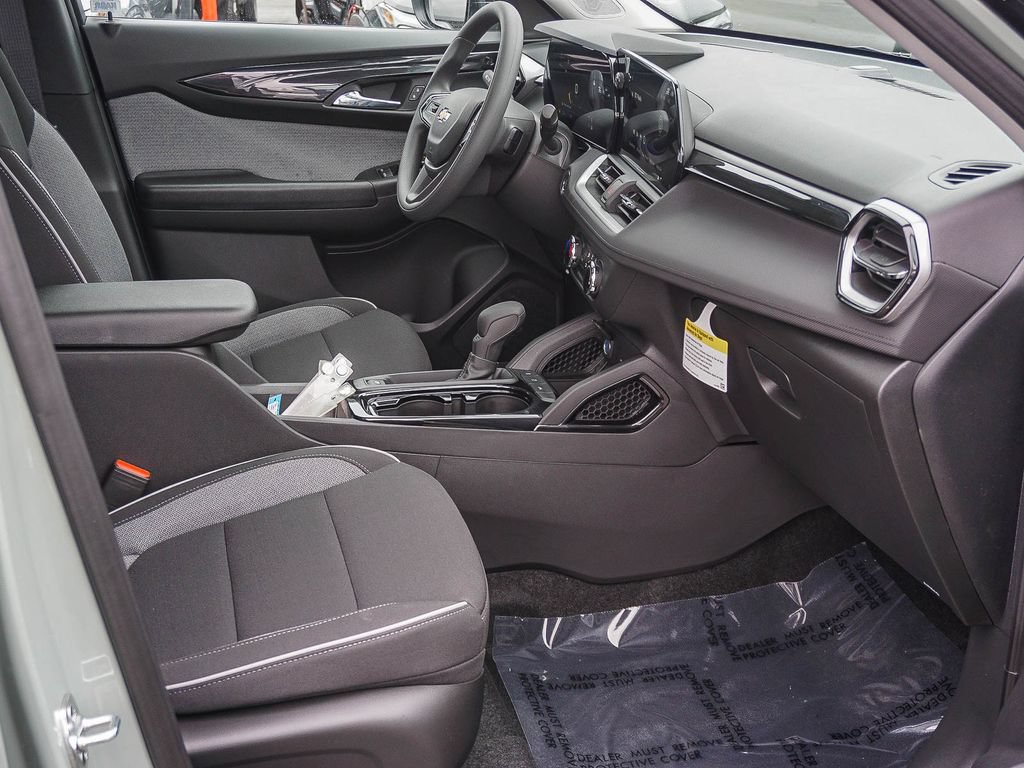 New 2026 Chevrolet TrailBlazer LS w/ LS Confidence Package FWD image 12
