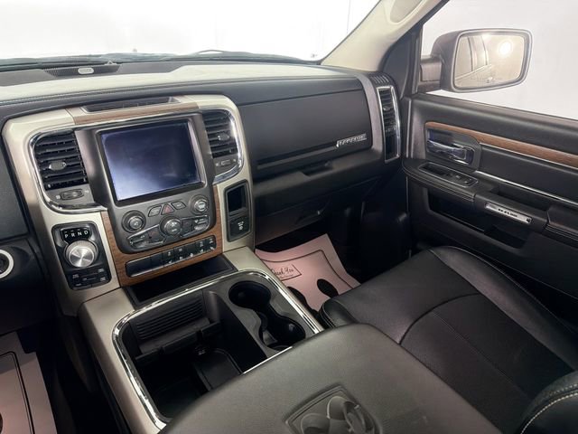 Used 2018 RAM 1500 Laramie w/ Convenience Group AWD/4WD image 23