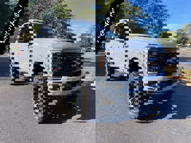 New 2026 Ford F250 Lariat image 1
